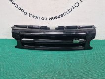 Решетка радиатора передняя Land Rover Discovery L319 2009