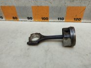 Поршень с шатуном Hyundai Solaris 1 2015 1.4