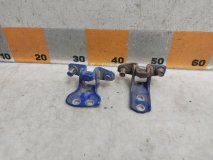 Петля двери правая задняя Mitsubishi Airtrek CU2W 2002 2.0