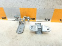 Петля двери левая передняя Mitsubishi Lancer 9 2006 1.6