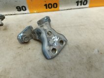 Петля двери левая задняя Mitsubishi Lancer 9 2006 1.6