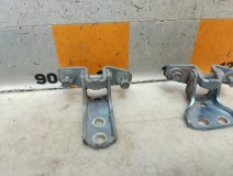 Петля двери правая задняя Mitsubishi Lancer 9 2006 1.6