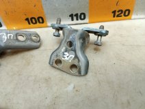 Петля двери правая задняя Mitsubishi Lancer 9 2006 1.6