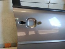 Дверь передняя правая Pontiac Vibe 1 2004 1.8