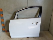 Дверь передняя левая Opel Astra J 2013 1.4