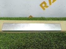 Накладка на порог правая задняя Infiniti M35 Y50 2004-2010