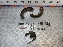 Ремкомплект стояночного тормоза правый Toyota Land Cruiser J100 2001 1FZFE