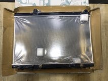Радиатор охлаждения Infiniti/Nissan M35/M45/Fuga Y50 AT