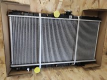 Радиатор охлаждения Toyota Corolla/Carina/Corona/Sprinter Carib/Sprinter 87-93 MT Радиатор охлаждения Toyota Corolla/Carina/Corona/Sprinter Carib/Sprinter 87-93 MT
