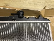Радиатор охлаждения Suzuki Baleno 96-02 1.3-1.8 AT