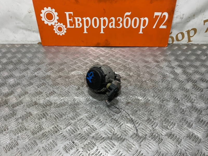Подушка двигателя Audi A6 4G2 лев. (б/у)