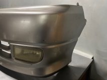 Бампер передний Toyota GRANVIA VCH10 5VZ