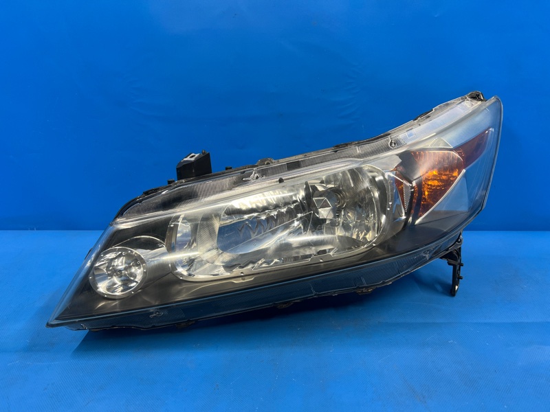 Фара Honda STREAM RN6 R18A перед. лев. (б/у)