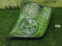 Задний фонарь правый задний Toyota Harrier MCU35 2005 1MZ-FE