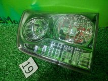 Задний фонарь правый задний Toyota Harrier MCU35 2003 1MZ-FE