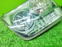 Задний фонарь правый задний Toyota Harrier MCU36 2003 1MZ-FE