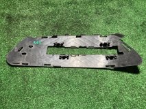 Решетка противотуманной фары правая передняя Mercedes-Benz E-class w212 2011 272980