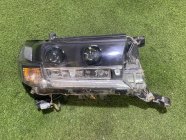 Фара правая передняя Toyota Land Cruiser 200