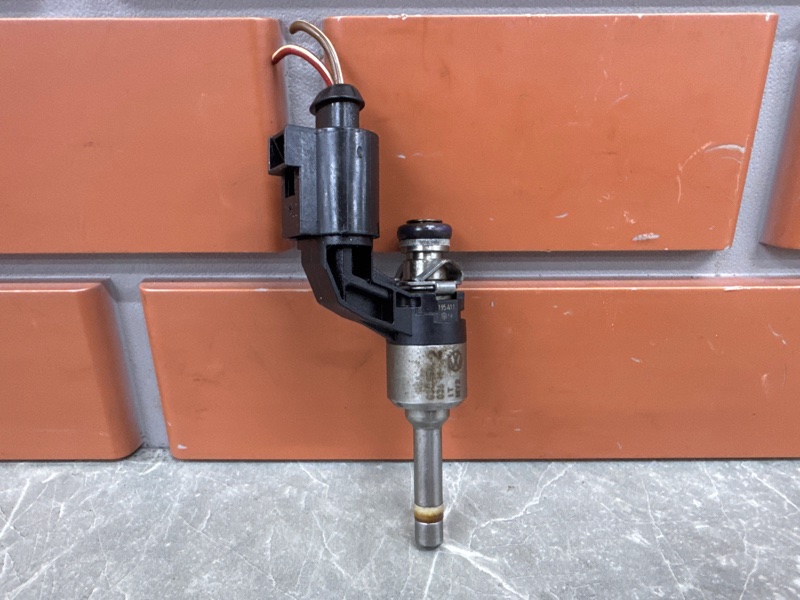 Форсунка Volkswagen Tiguan NF 1.4 CAV 2011 (б/у)