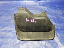 Брызговик правый задний TOYOTA GRAND HIACE KCH16