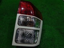 Стоп-сигнал правый задний SUZUKI ESCUDO TDA4W 2008.06 J24B