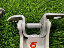 Петля двери правая задняя Toyota Cresta JZX101 1996 2JZ-GE