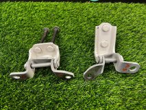 Петля двери левая задняя Toyota Cresta JZX101 1996 2JZ-GE