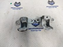 Петля двери правая передняя Hyundai IX35 LM 2011 D4HA