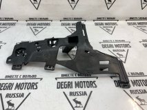 Кронштейн бампера правый передний Volvo V60 2020 B4204T23