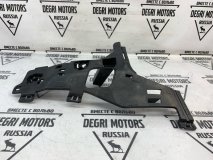 Кронштейн бампера правый передний Volvo V60 2020 B4204T23