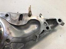 Помпа Toyota Land Cruiser UZJ100 2001 2UZFE