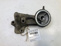 Кронштейн масляного фильтра Toyota Land Cruiser UZJ100 2001 2UZFE