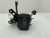 Блок abs Toyota Sienta NCP81 2004 1NZFE