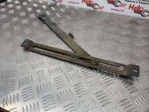 Ограничитель двери багажника Nissan Terrano2 R20 2006 td27ti