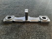 Скоба замка задняя Volkswagen Touareg CR7 2018-2023 3.0 DPY Дизель