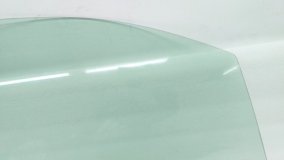 Стекло двери правое переднее Opel Mokka J13 2013 A18XER