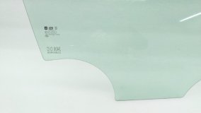 Стекло двери правое переднее Opel Mokka J13 2013 A18XER