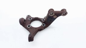 Кулак поворотный правый передний Toyota RAV4 XA40 2013 3ZR-FE