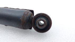 Амортизатор задний Toyota RAV4 XA40 2017 3ZR-FE