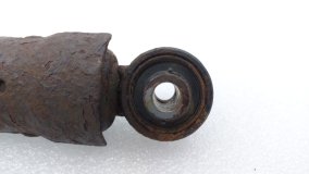 Амортизатор задний Toyota RAV4 XA40 2017 3ZR-FE