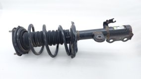 Амортизатор правый передний Toyota RAV4 XA40 2017 2ARFE