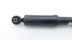 Амортизатор правый задний Toyota RAV4 XA40 2017 2ARFE