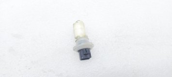 Датчик уровня в бачок омывателя Toyota Land Cruiser 200 2015 1VD-FTV