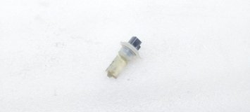 Датчик уровня в бачок омывателя Toyota Land Cruiser 200 2015 1VD-FTV