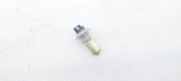 Датчик уровня в бачок омывателя Toyota Land Cruiser 200 2015 1VD-FTV