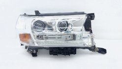 Фара правая передняя Toyota Land Cruiser 200 2015 1VD-FTV