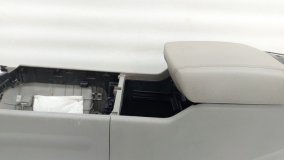 Центральная консоль Kia Carnival YP 2017 D4HB
