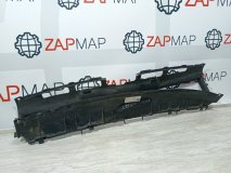 Воздуховод радиатора Porsche Macan 95B