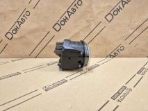 Фара противотуманная левая передняя Toyota Hiace H300