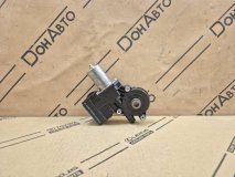 Мотор стеклоподъемника левый передний Toyota Rav4 50